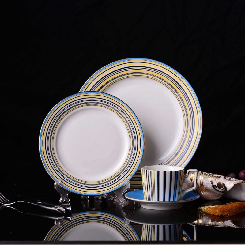 现代简约陶瓷盘酒店高端摆台法式美式餐盘餐桌摆盘西餐点心盘杯碟