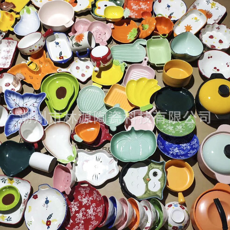 外贸尾单手绘餐具杂件 时尚五彩地摊陶瓷盘碗 创意家用瓷器碗杯碟